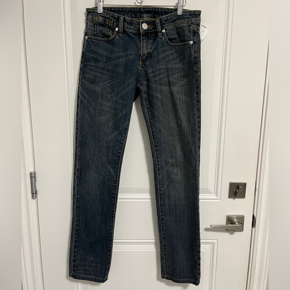 BCBGMAXAZRIA Women’s Acid Washed Embroidered Logo Straight Jeans - US 28